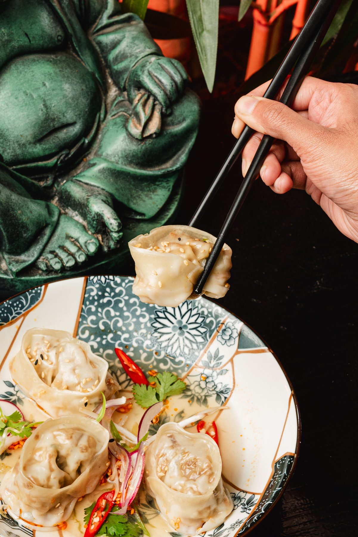 Chunky Chau Sandton — Pad Thai noodle lift